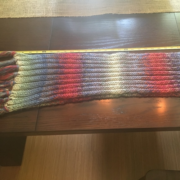 NWOT Nine West Vintage Rainbow Scarf & Mitten Set - Picture 3 of 5